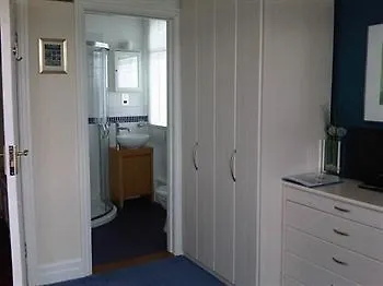 B&B Rescorla Farmhouse 세인트오스틀